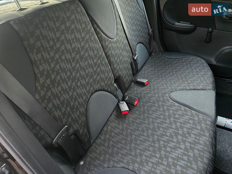 Хэтчбек Nissan Note 2009 в Киеве