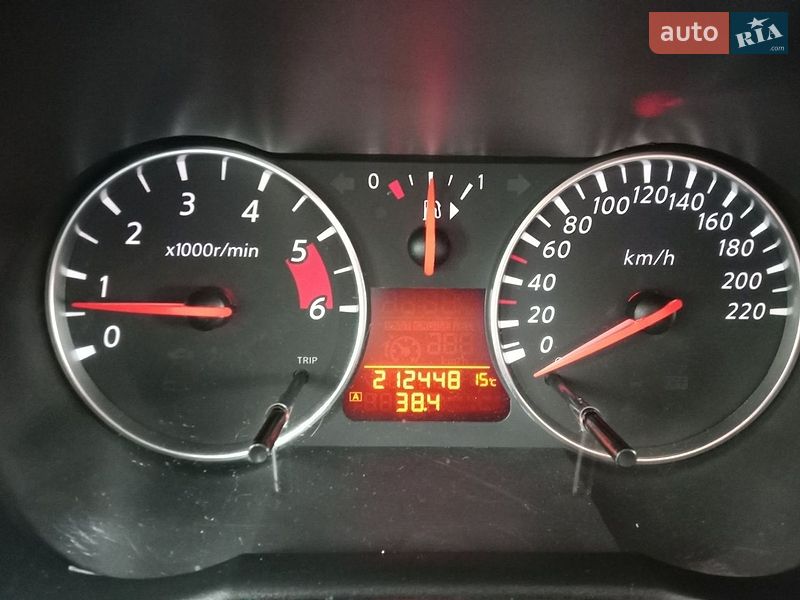 Хэтчбек Nissan Note 2011 в Ровно