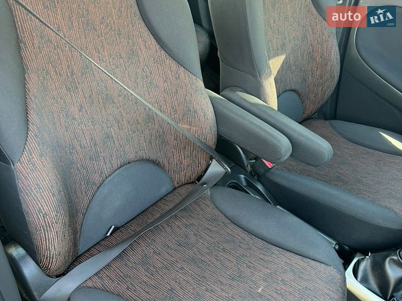 Хэтчбек Nissan Note 2009 в Хмельницком