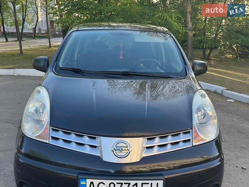 Хэтчбек Nissan Note 2007 в Луцке