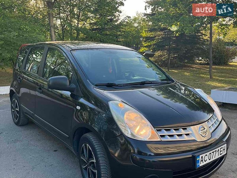 Хэтчбек Nissan Note 2007 в Луцке