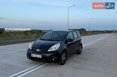 Хэтчбек Nissan Note 2011 в Виннице