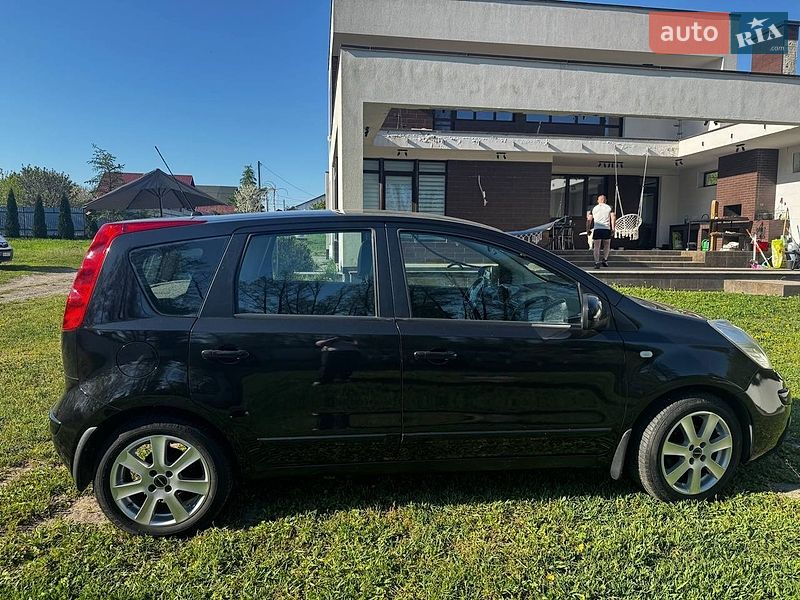 Хетчбек Nissan Note 2008 в Житомирі