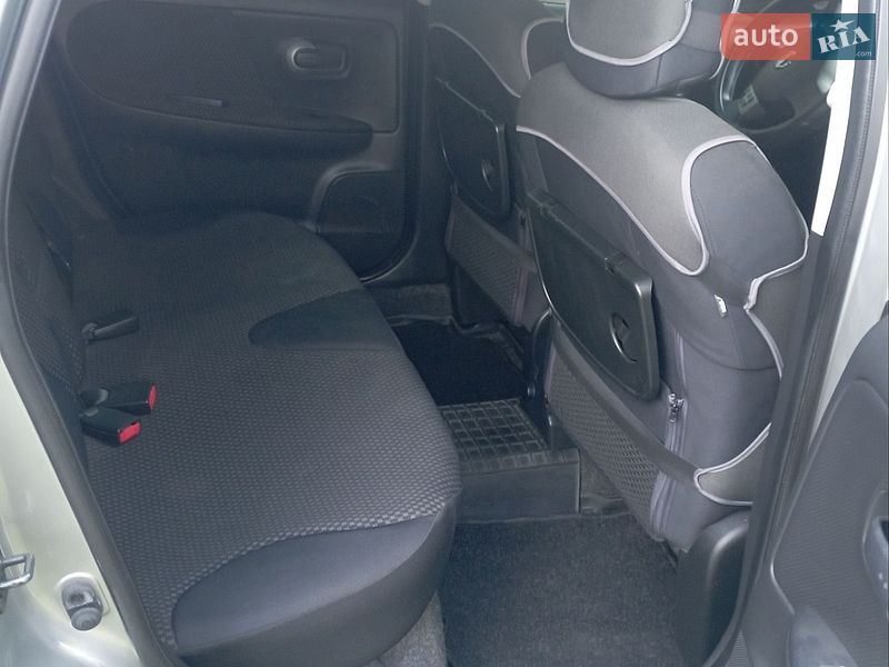 Хэтчбек Nissan Note 2007 в Хмельницком