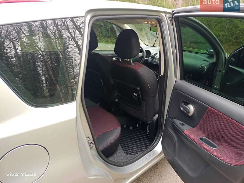 Хетчбек Nissan Note 2007 в Нікополі фото 4 Хетчбек Nissan Note 2007 в Нікополі
