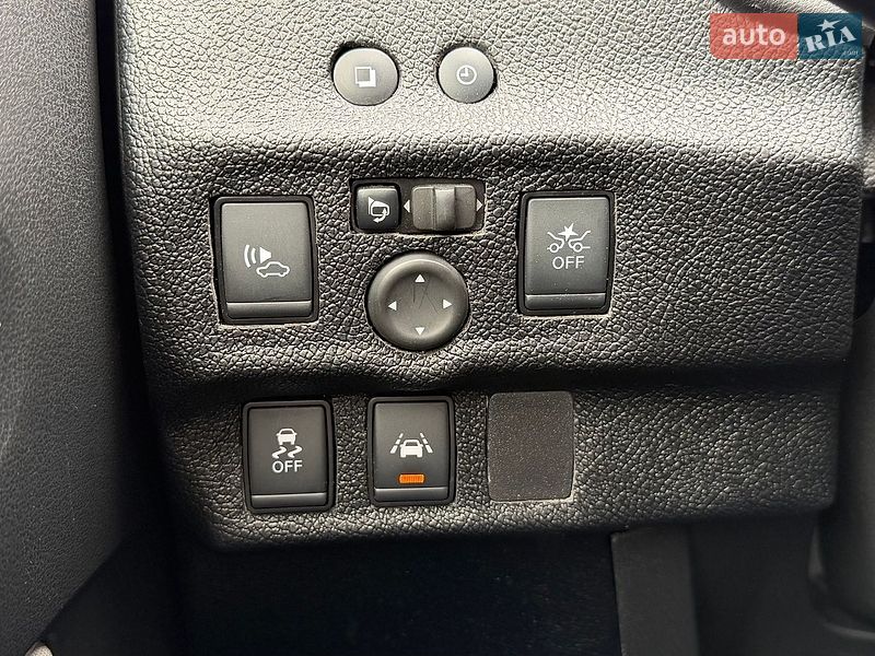 Хэтчбек Nissan Note 2016 в Киеве