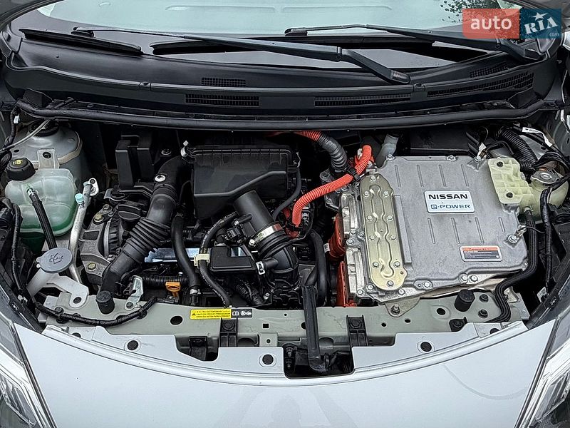 Хэтчбек Nissan Note 2016 в Киеве