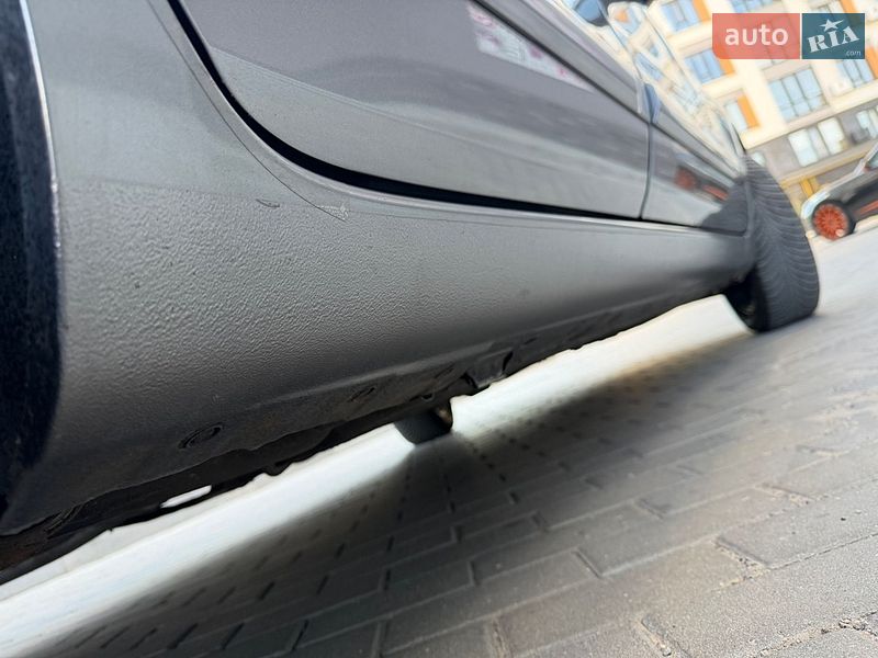 Хэтчбек Nissan Note 2011 в Виннице