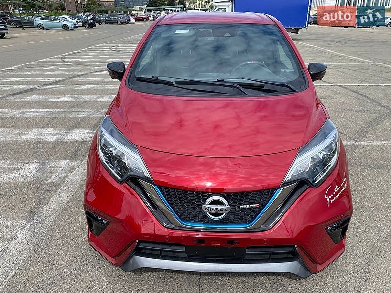 Хэтчбек Nissan Note 2019 в Киеве