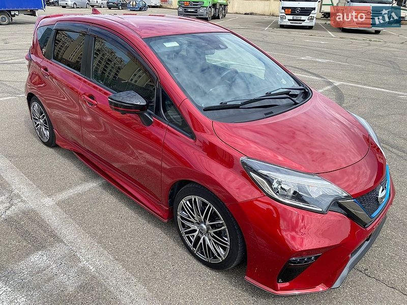 Хэтчбек Nissan Note 2019 в Киеве