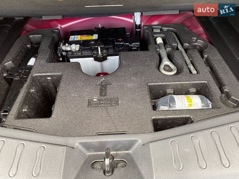 Хэтчбек Nissan Note 2019 в Киеве