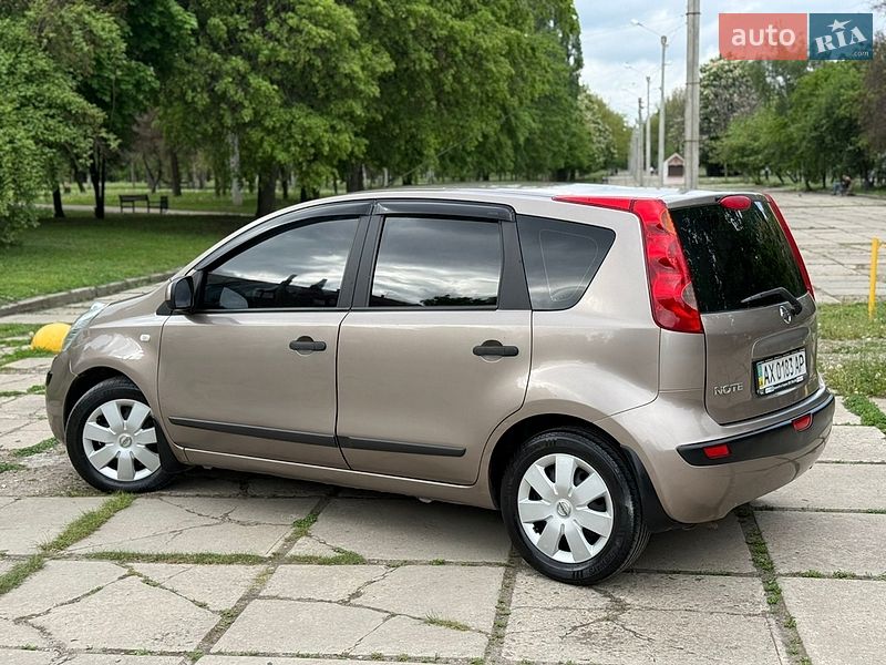 Хетчбек Nissan Note 2006 в Харкові
