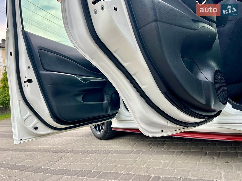 Хэтчбек Nissan Note 2017 в Белой Церкви