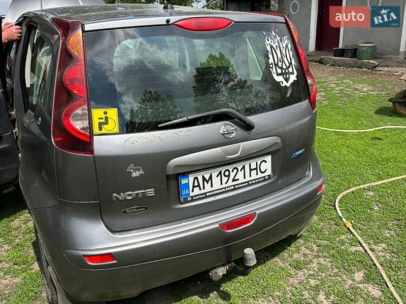 Хэтчбек Nissan Note 2010 в Хмельницком