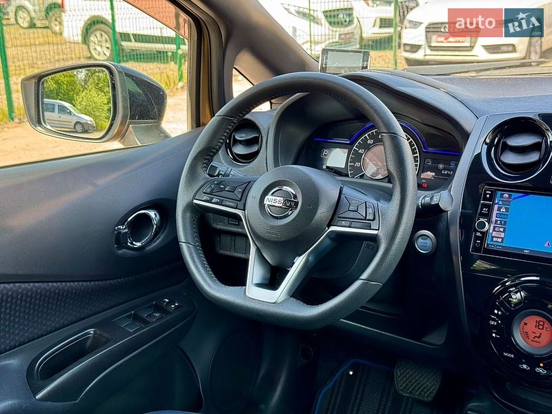 Хэтчбек Nissan Note 2018 в Киеве