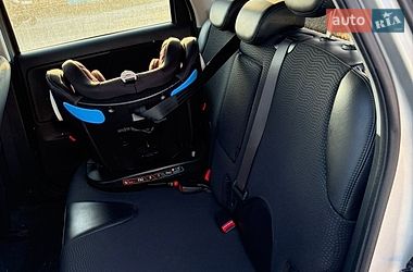 Хэтчбек Nissan Note 2012 в Львове
