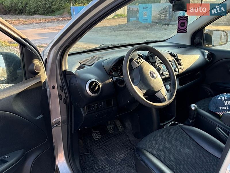 Хэтчбек Nissan Note 2012 в Львове