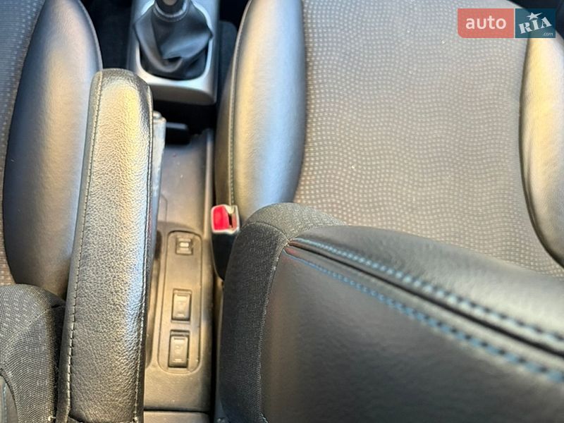 Хэтчбек Nissan Note 2012 в Львове