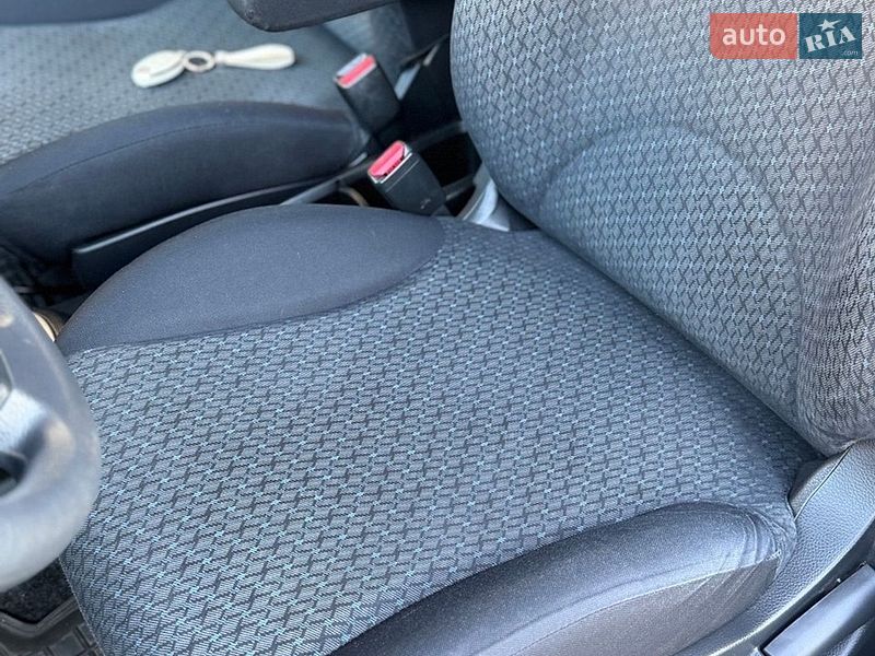 Хетчбек Nissan Note 2011 в Києві