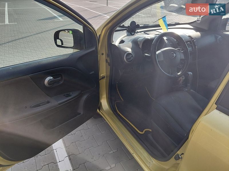 Хэтчбек Nissan Note 2006 в Ирпене