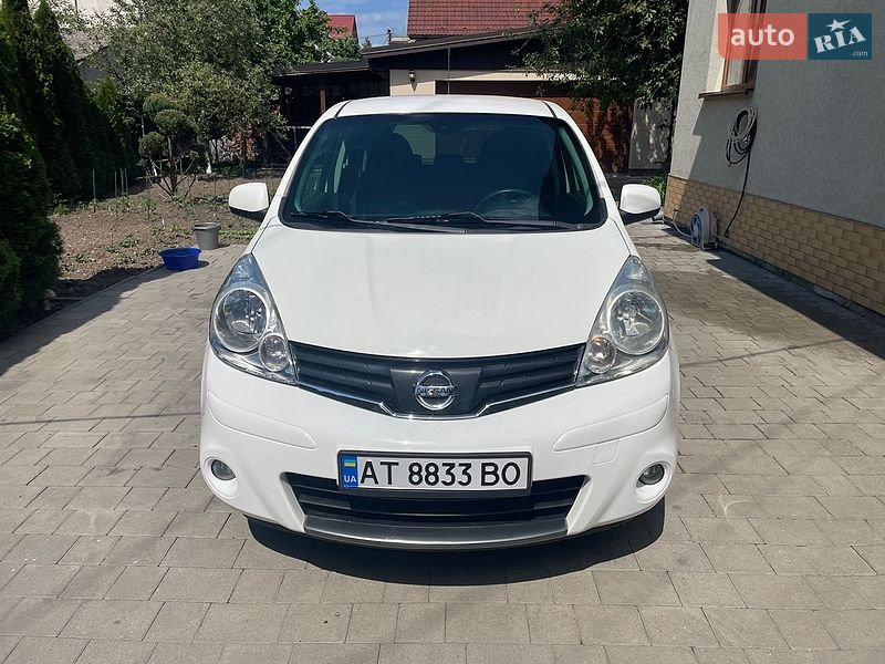 Хэтчбек Nissan Note 2011 в Ивано-Франковске