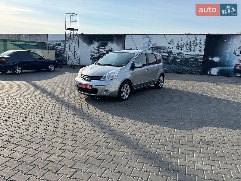 Хэтчбек Nissan Note 2010 в Одессе