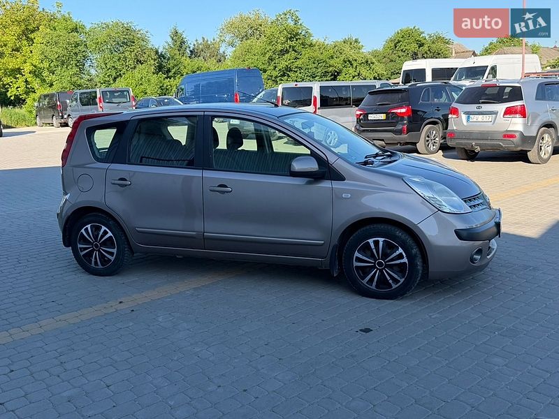 Хэтчбек Nissan Note 2007 в Коломые