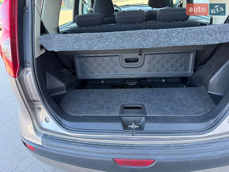 Хэтчбек Nissan Note 2007 в Коломые