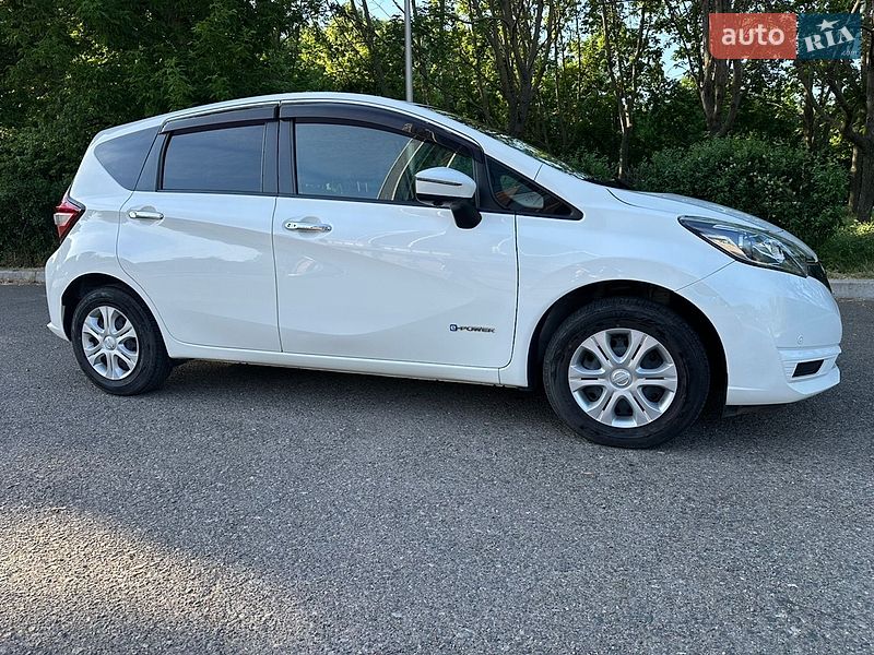 Хэтчбек Nissan Note 2018 в Одессе