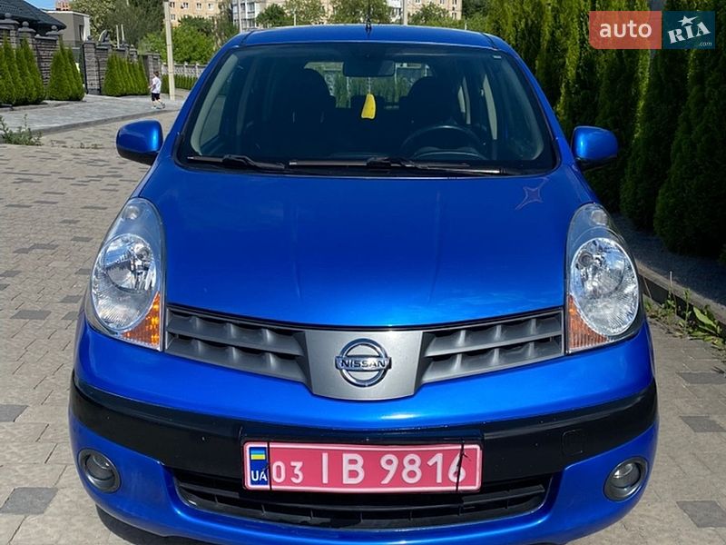 Хэтчбек Nissan Note 2006 в Ровно