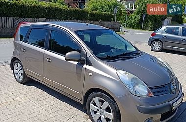 Хэтчбек Nissan Note 2006 в Киеве