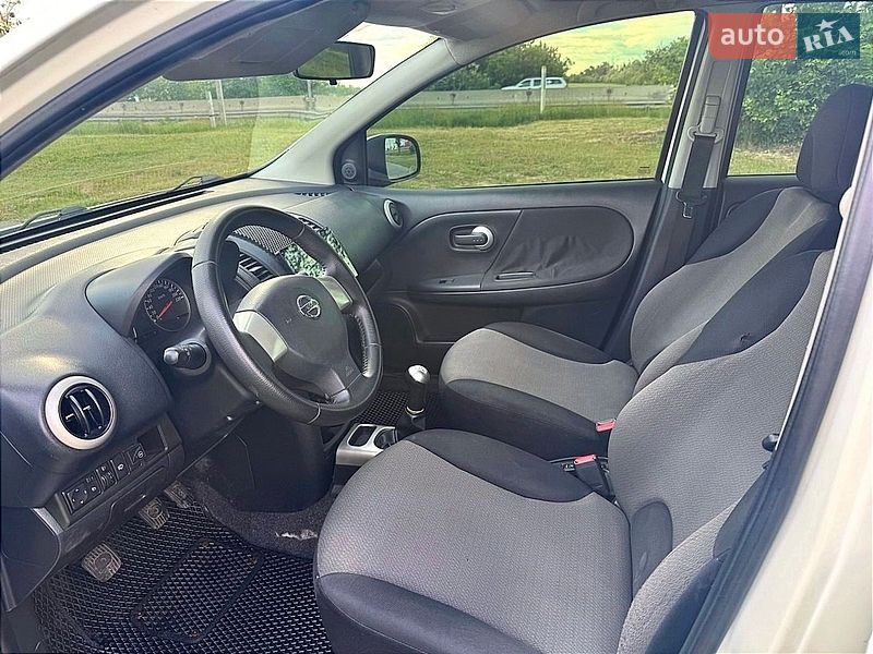 Хэтчбек Nissan Note 2012 в Киеве