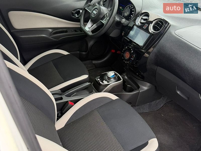 Хетчбек Nissan Note 2017 в Києві