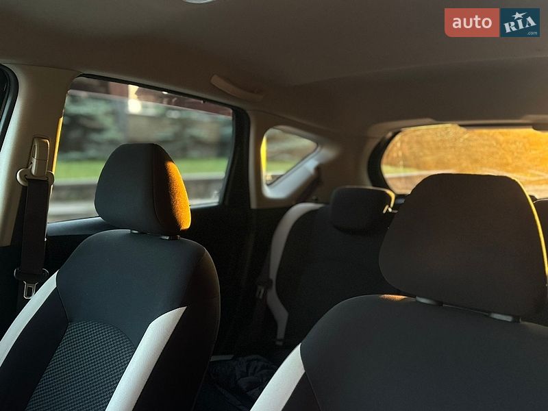 Хэтчбек Nissan Note 2018 в Киеве