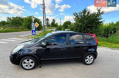 Хетчбек Nissan Note 2006 в Києві фото Хетчбек Nissan Note 2006 в Києві