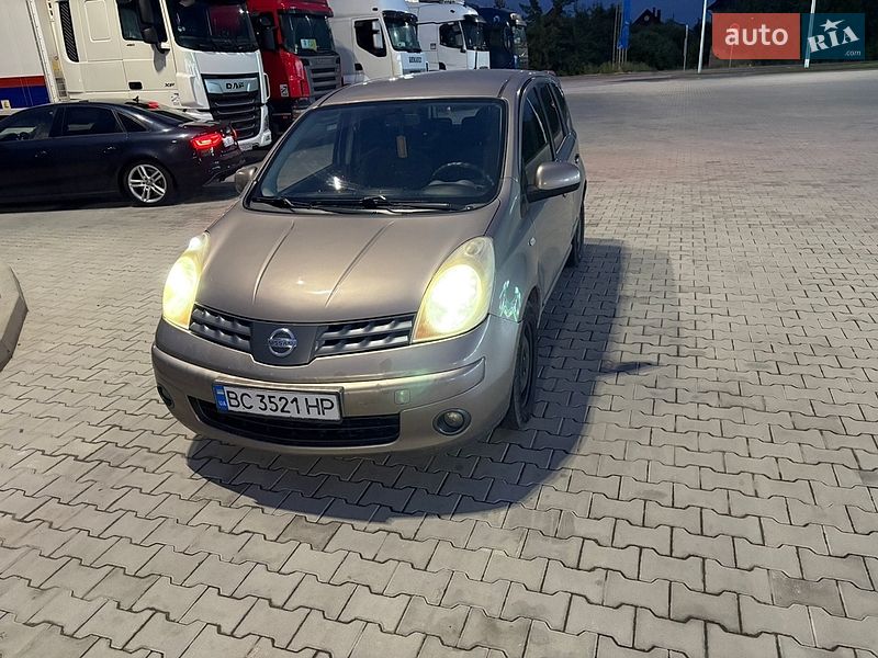 2008 Nissan Note, VIN SJNFDAE11U1241536:plate — фото 1 (autoria)