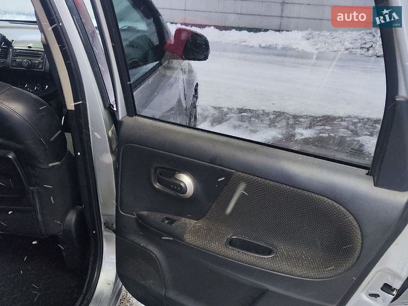 Хетчбек Nissan Note 2007 в Харкові