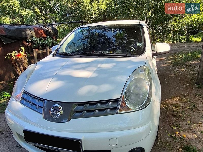 Хэтчбек Nissan Note 2008 в Каменке-Бугской