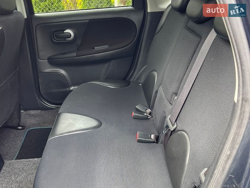 Хэтчбек Nissan Note 2012 в Луцке