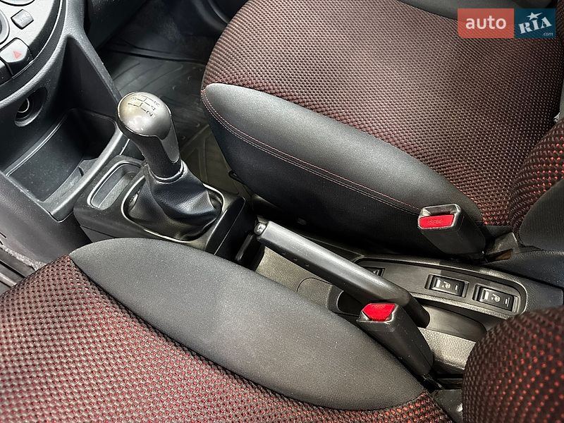 Хетчбек Nissan Note 2008 в Києві