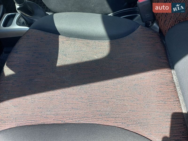 Хэтчбек Nissan Note 2010 в Хмельницком