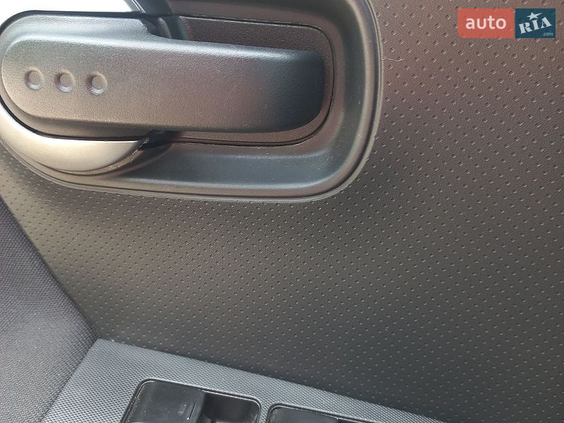 Хэтчбек Nissan Note 2010 в Хмельницком
