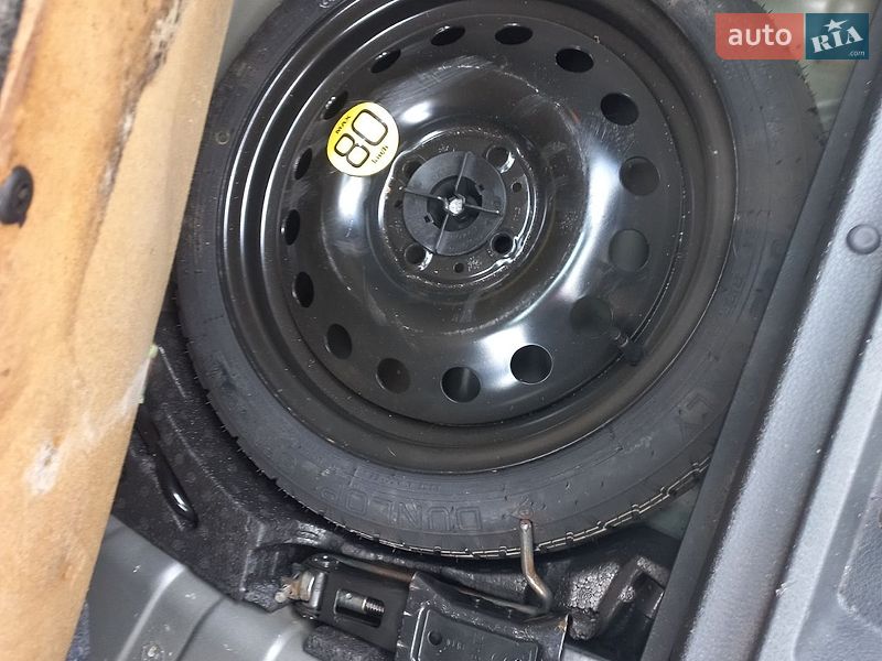 Хэтчбек Nissan Note 2010 в Хмельницком