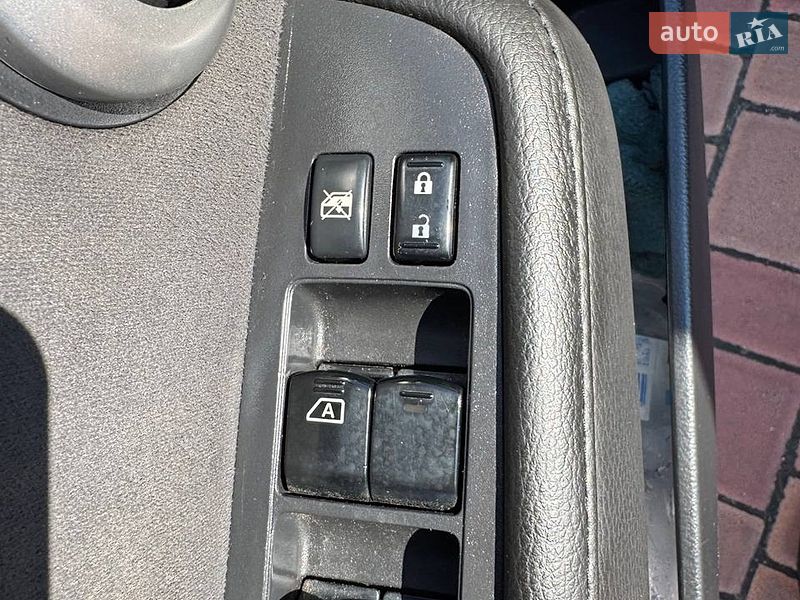 Хэтчбек Nissan Note 2007 в Одессе