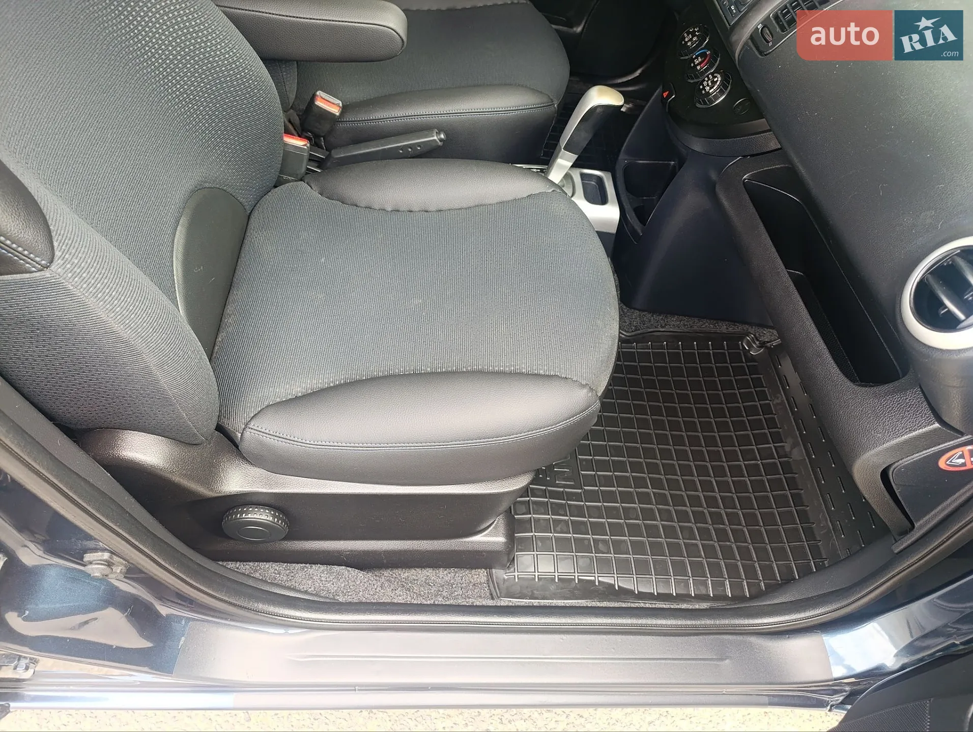 2012 Nissan Note - мініатюра 19