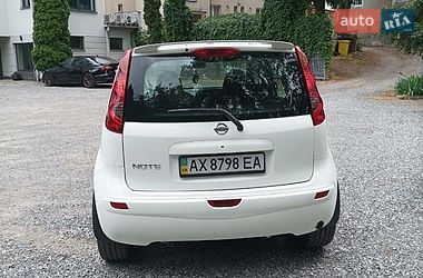 Хэтчбек Nissan Note 2012 в Киеве