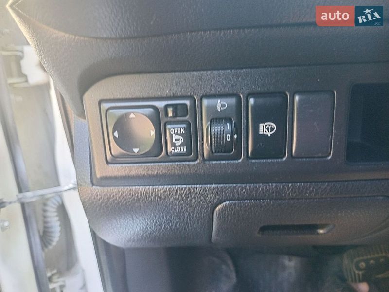 Хетчбек Nissan Note 2007 в Хмельницькому