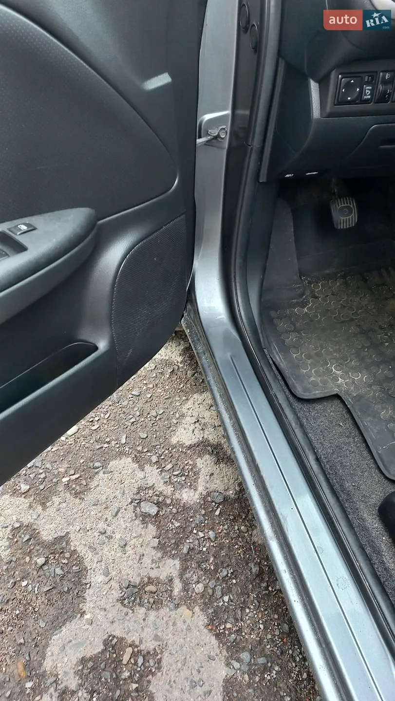 2011 Nissan Note - мініатюра 10