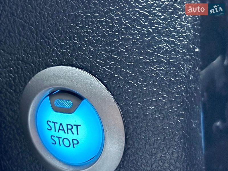 Хэтчбек Nissan Note 2018 в Киеве
