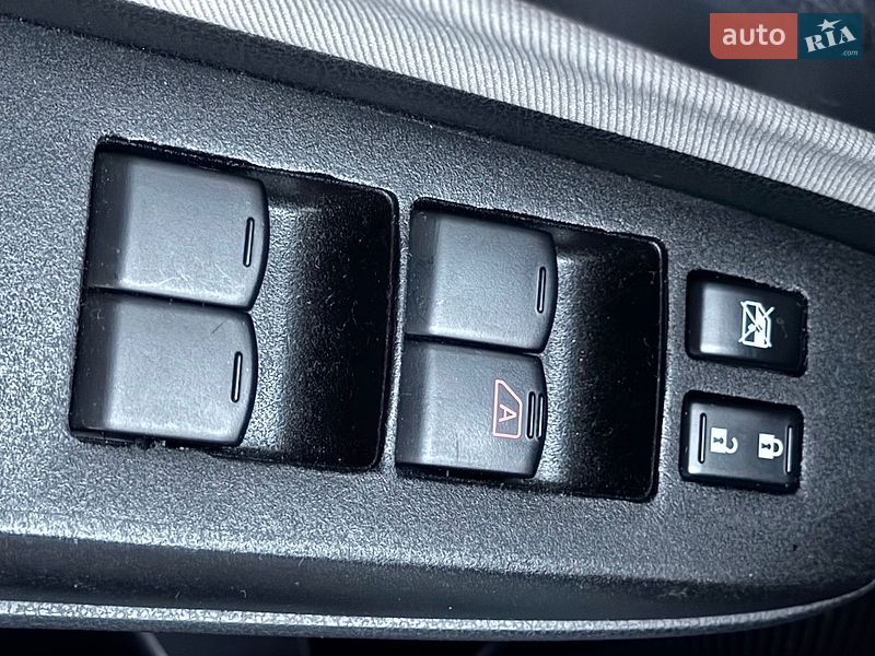 Хэтчбек Nissan Note 2018 в Киеве